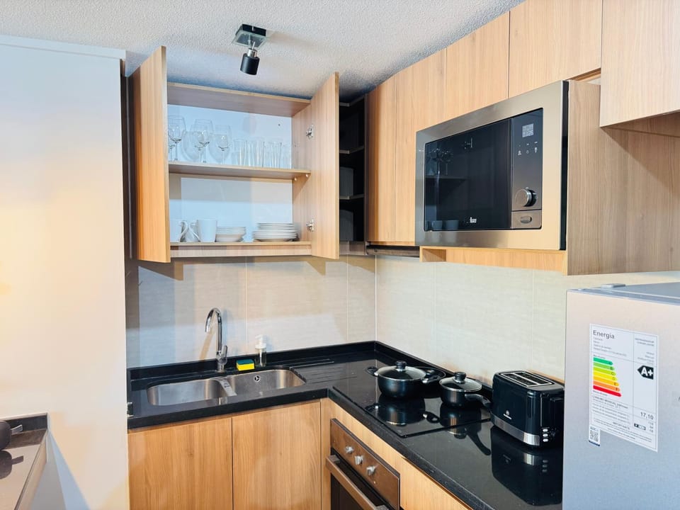 Clínica las Condes - Estoril Apartment in Las Condes