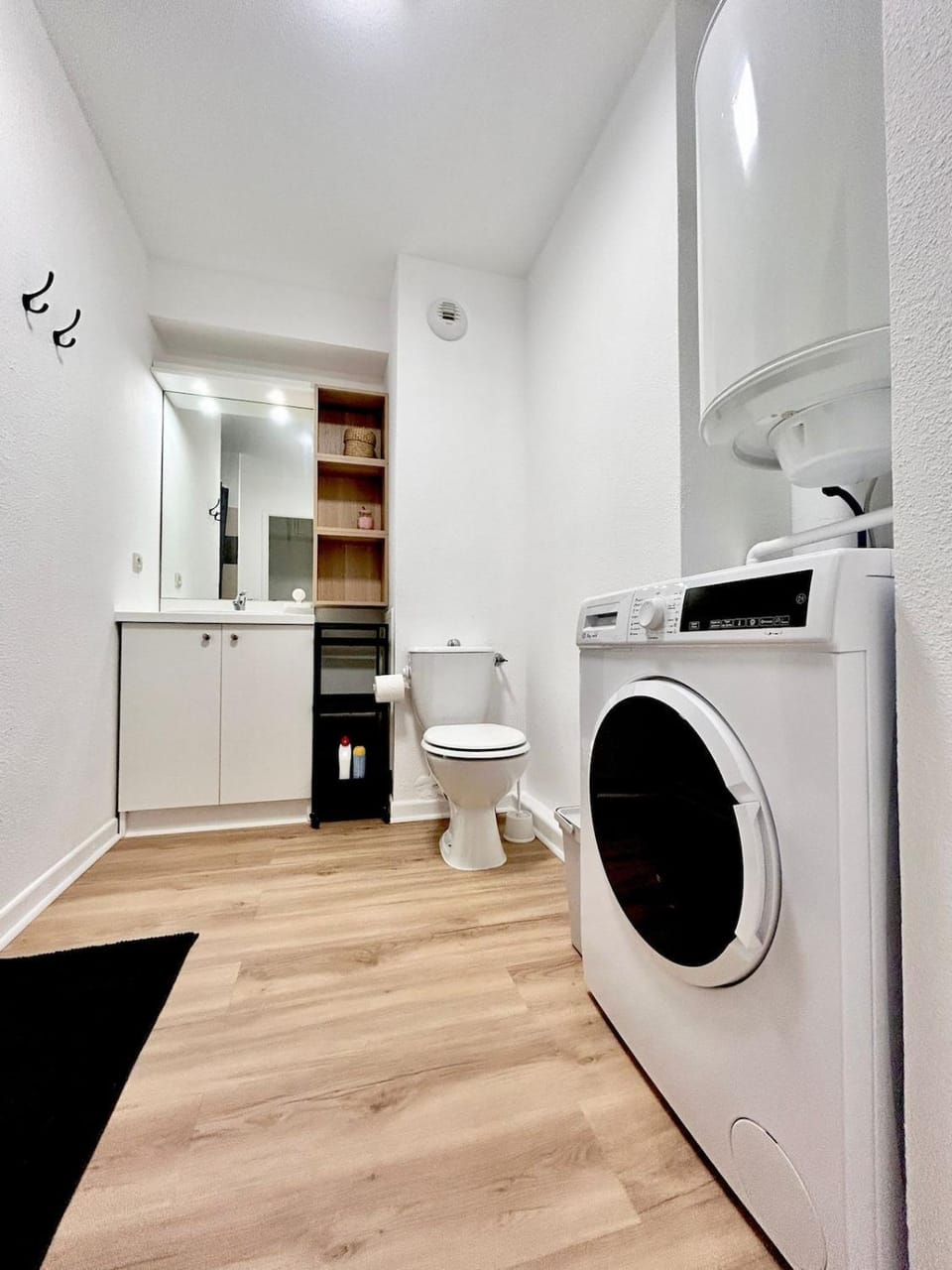 Shower, Toilet, Bathroom, washing machine