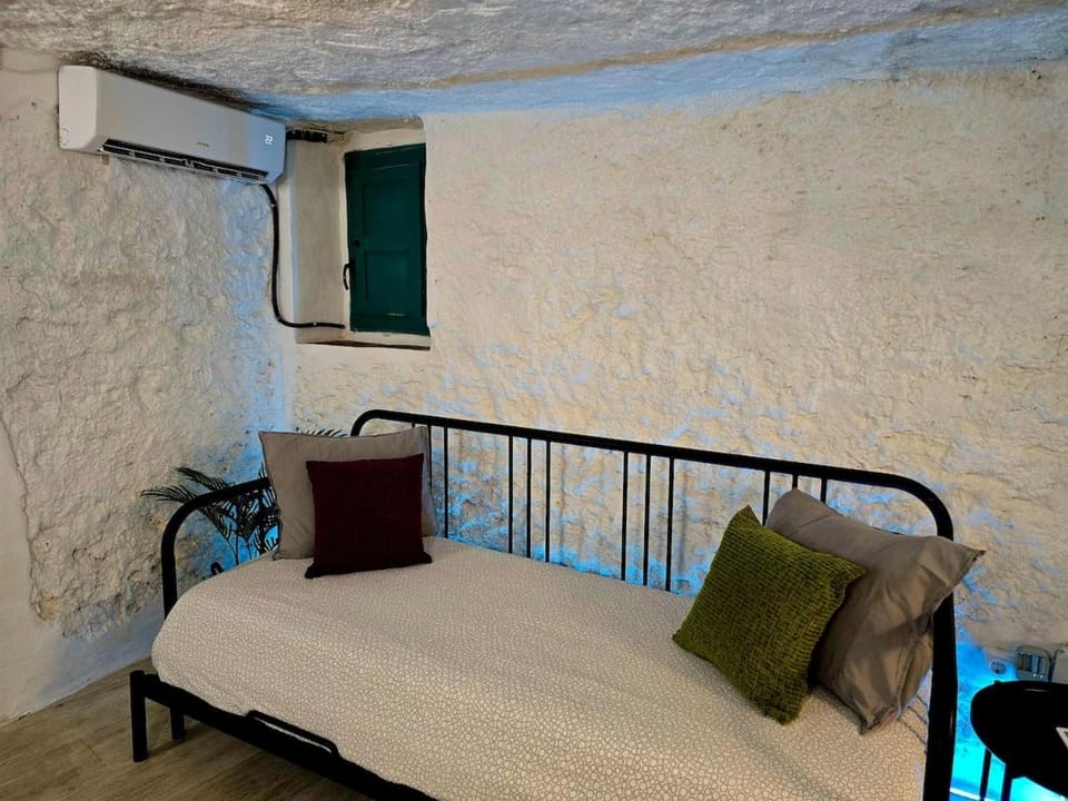 Bonita casa cueva con jacuzzi Apartment in Valencian Community