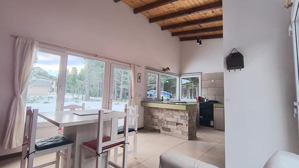 Morada entre Valles House in San Carlos Bariloche