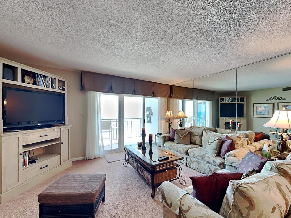 TV and multimedia, Balcony/Terrace, Living room, Seating area, Sea view