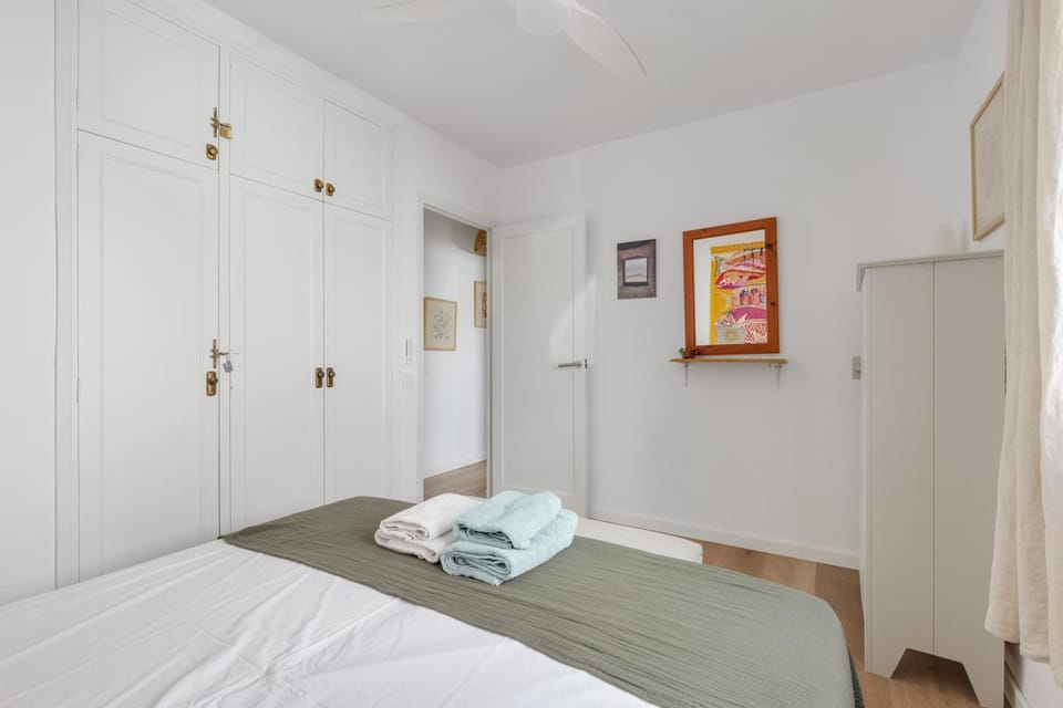 Living room, Bedroom