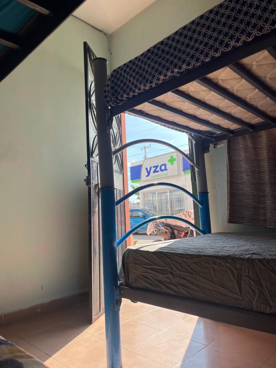 Rancho House Hostel in Cancun