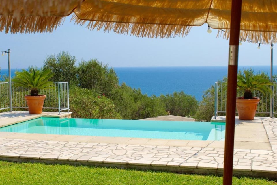 Day, Natural landscape, Pool view, Sea view, Swimming pool, sunbed