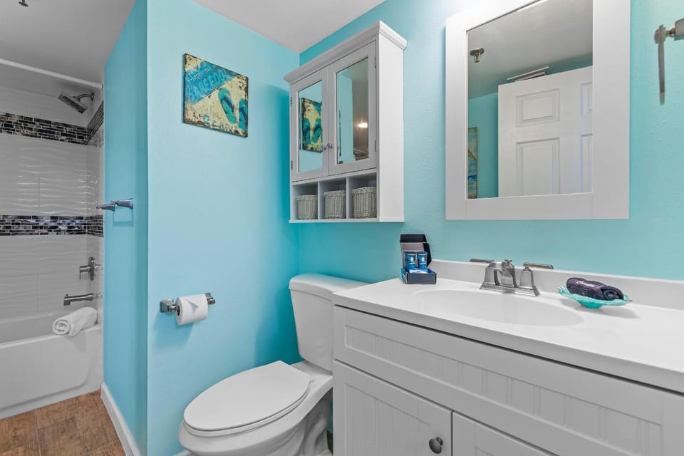 Bathroom, Bath