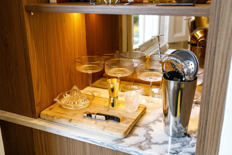 Lounge or bar, Drinks