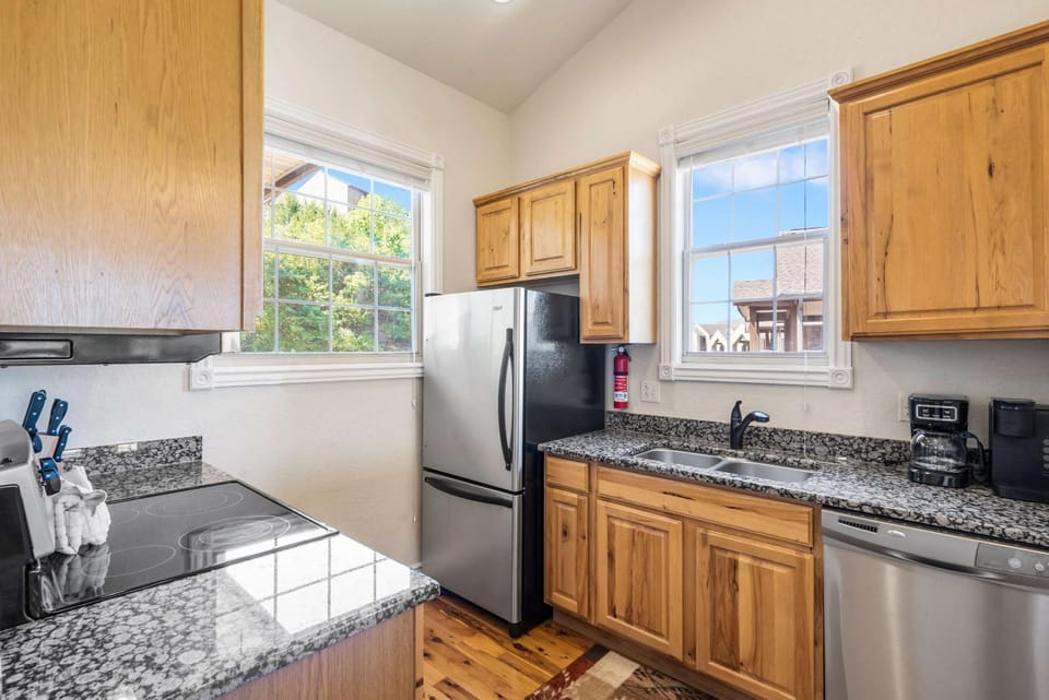 Adventure Getaway - For 6ppl House in Indian Point
