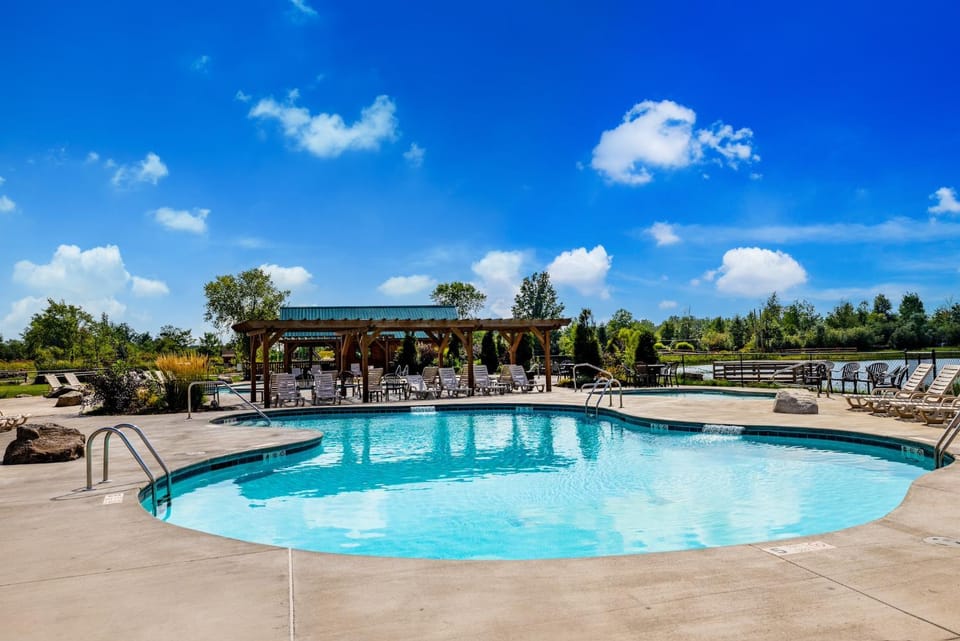 Pool view, Swimming pool
