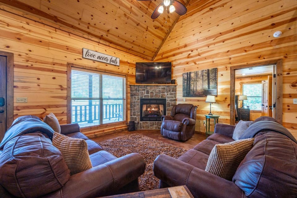 Silver Dollar Lodge House in Oklahoma