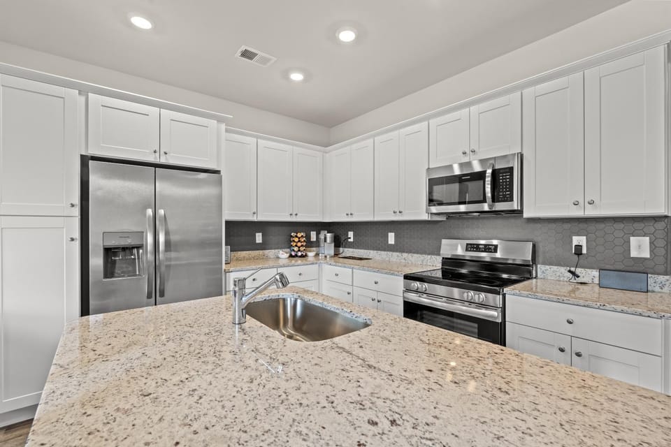 dishwasher, oven, stove, kitchen