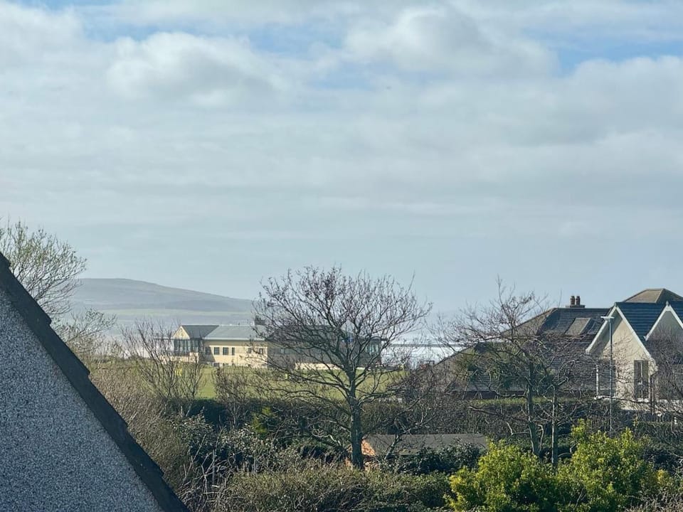 Fairway Tides House in Portstewart
