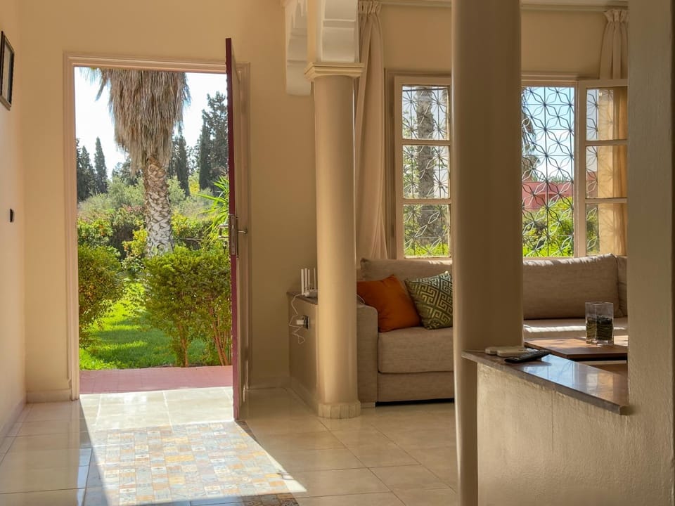 Appartement lumineux avec Jardin à la palmeraie Apartment in Marrakesh