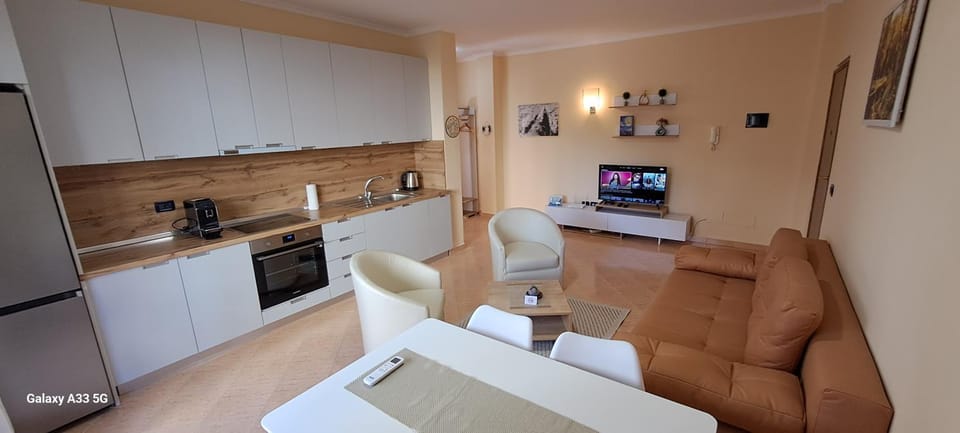 Adriatic Escape Apartment Apartment in Tirana County, Albania