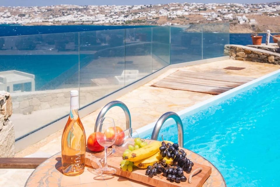 Natural Stone Villa II Villa in Mykonos, Mikonos 846 00, Greece