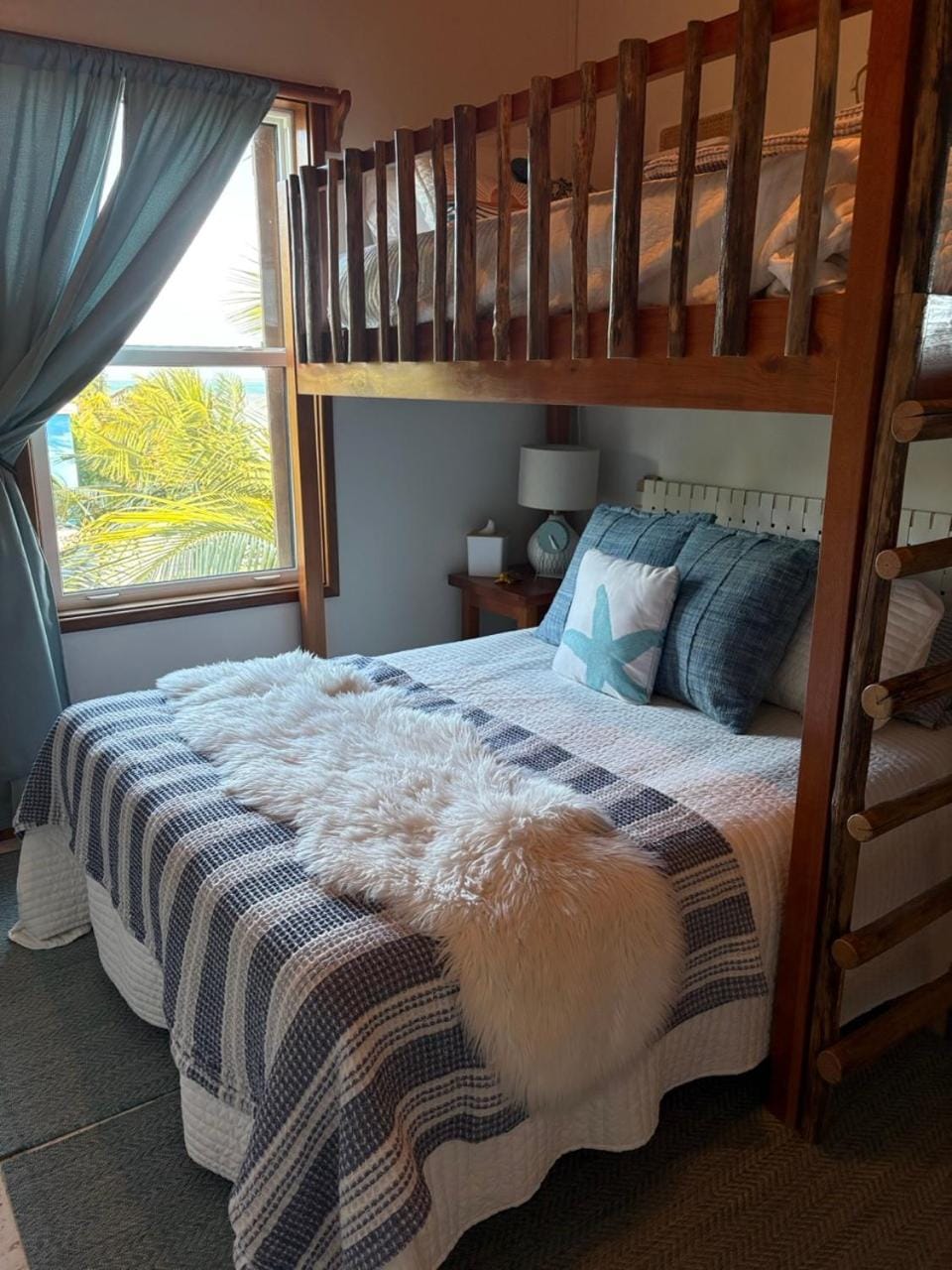 Residences at Barrier Reef 10-1C Oceanfront 2 BR by Stay Floreo House in Belize District