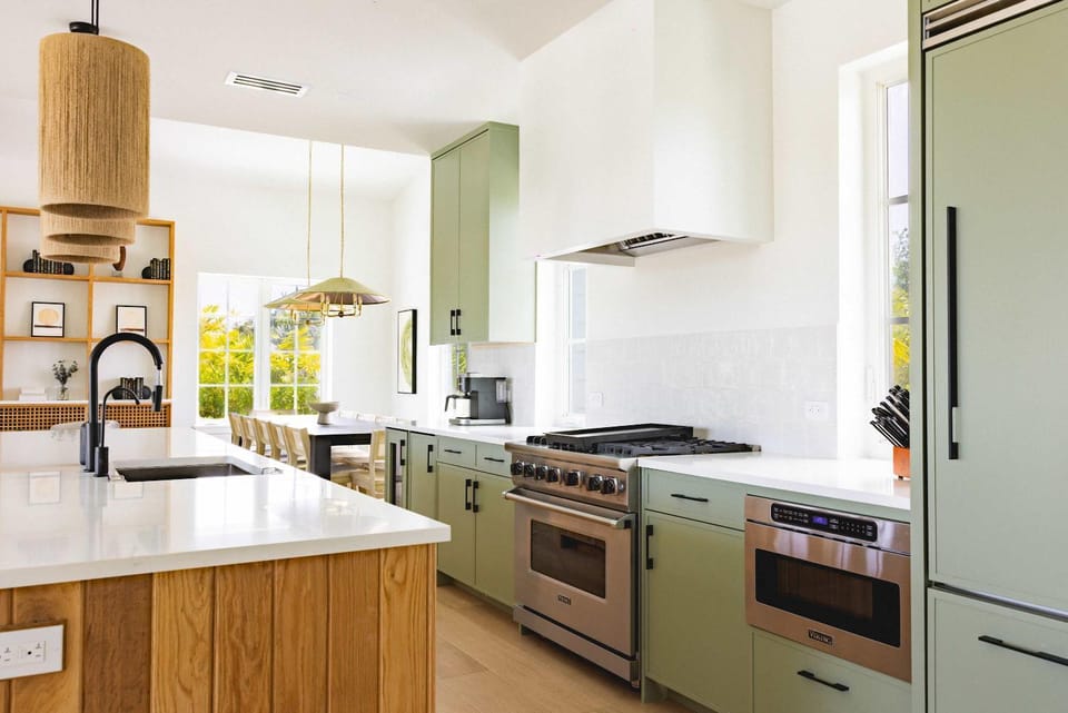 Brand New The Greenmoor House with Pool House in Stock Island