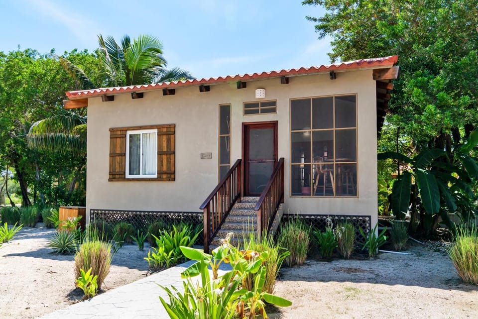 Residences at Barrier Reef Casita 3 by Stay Floreo House in Corozal District