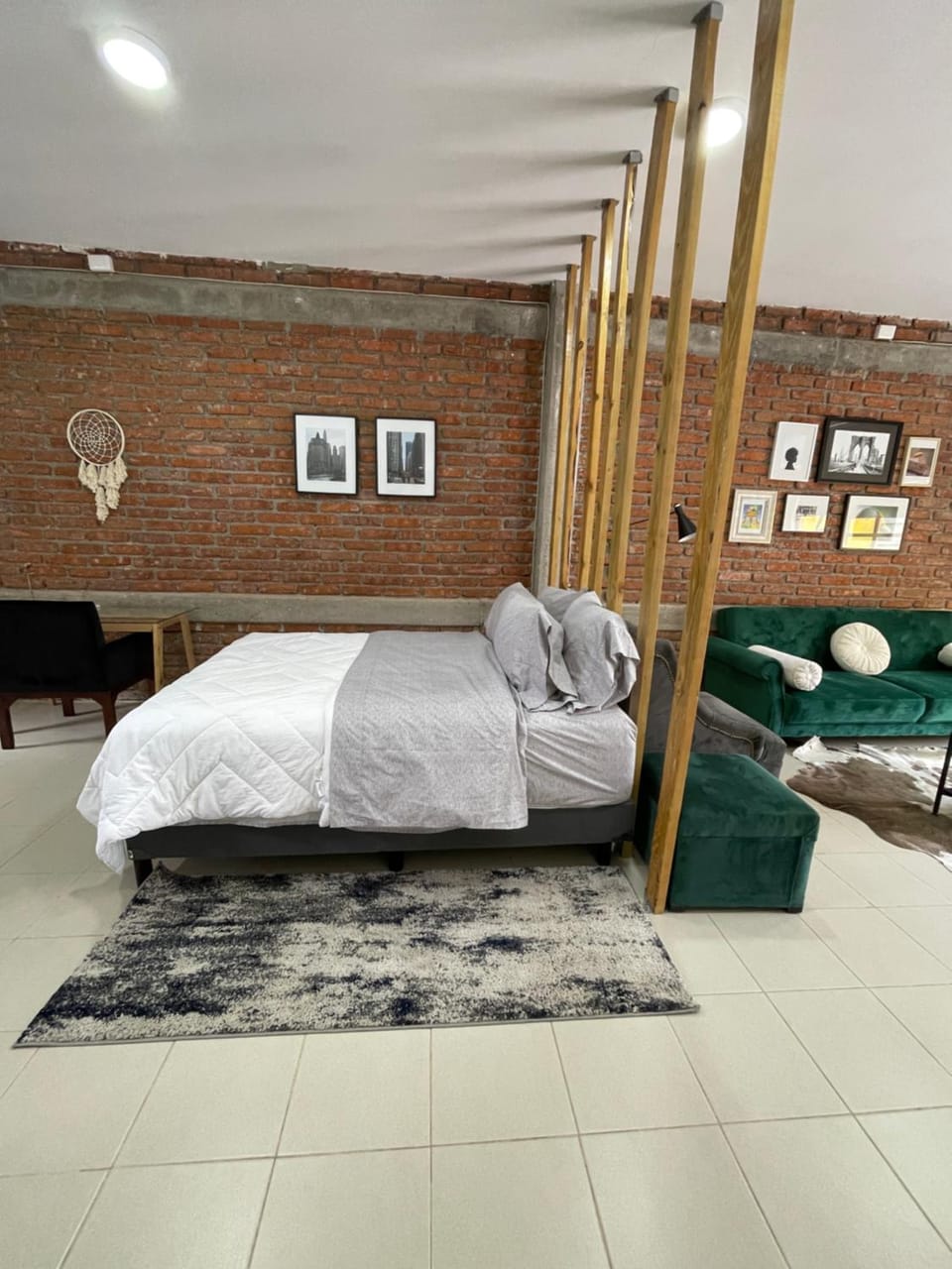 Loft cerca de todo con cochera Apartment in Leon