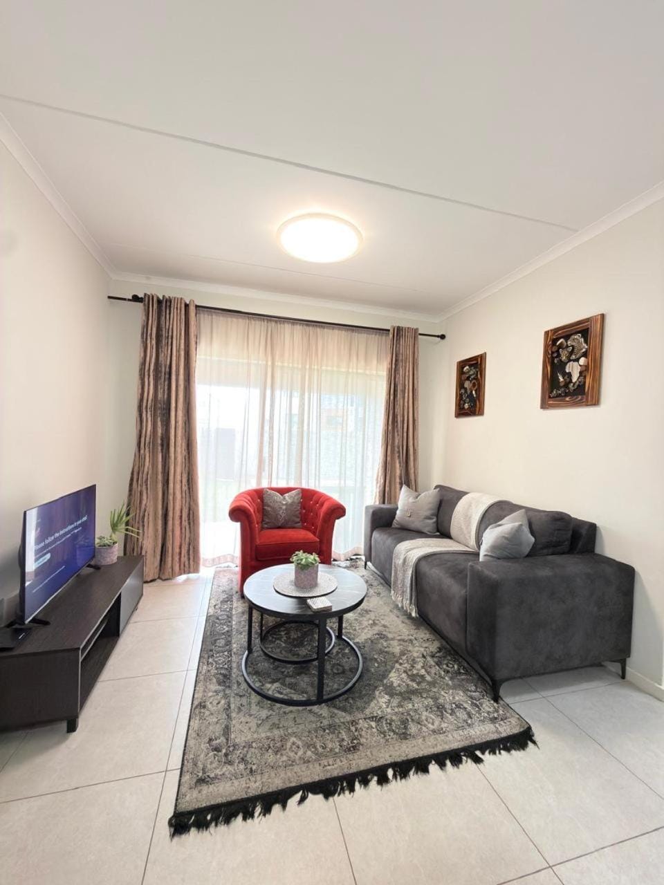 TV and multimedia, Living room, Seating area
