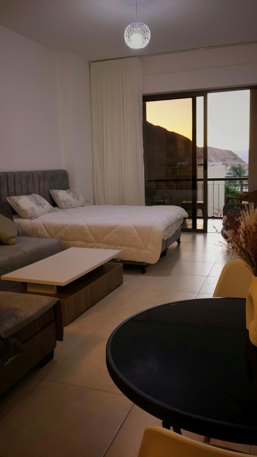 قرية الراحة باطلالة بحرية-مرسى زايد-Alraha village -marsa zayed- with sea view Apartment hotel in Eilat