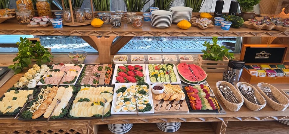 Food and drinks, Food, Breakfast, Buffet breakfast