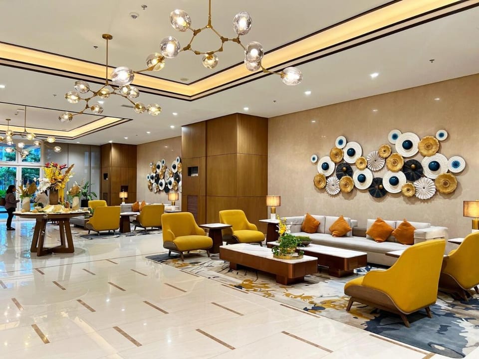 Luxe 1BR Condo - Near BGC & Venice Grand Canal Apartment in Makati