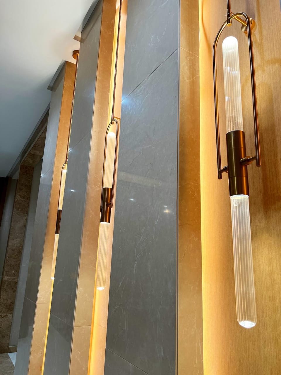 Luxe 1BR Condo - Near BGC & Venice Grand Canal Apartment in Makati