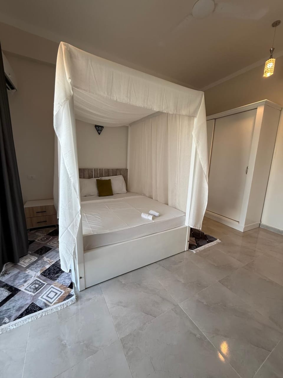 Bed, Photo of the whole room, Bedroom, wardrobe