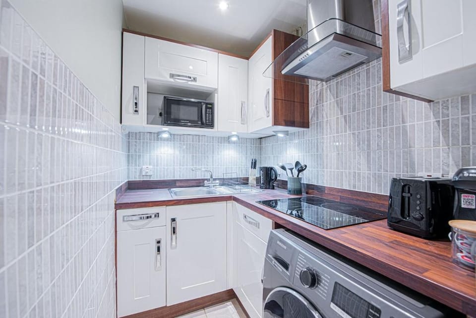 Stylish 1BR Apartment by Covent Garden Apartment in City of Westminster