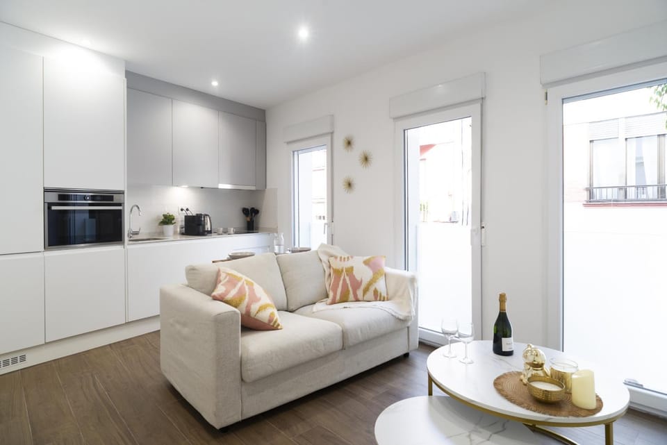 Waou Nueva Numancia Apartment in Madrid