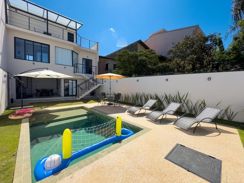 Mountain view, Pool view, Swimming pool, Swimming pool, sunbed