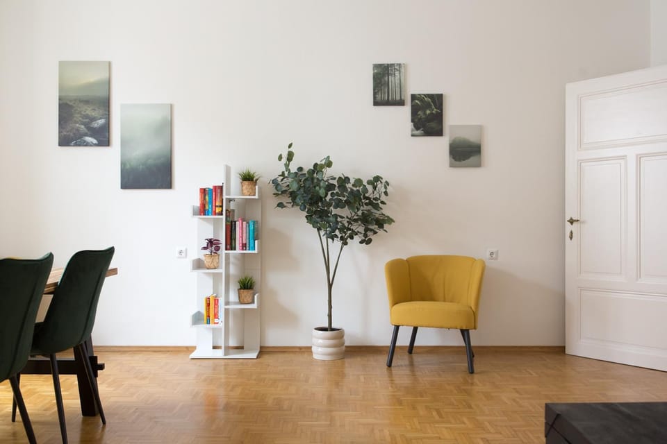 Library, Living room