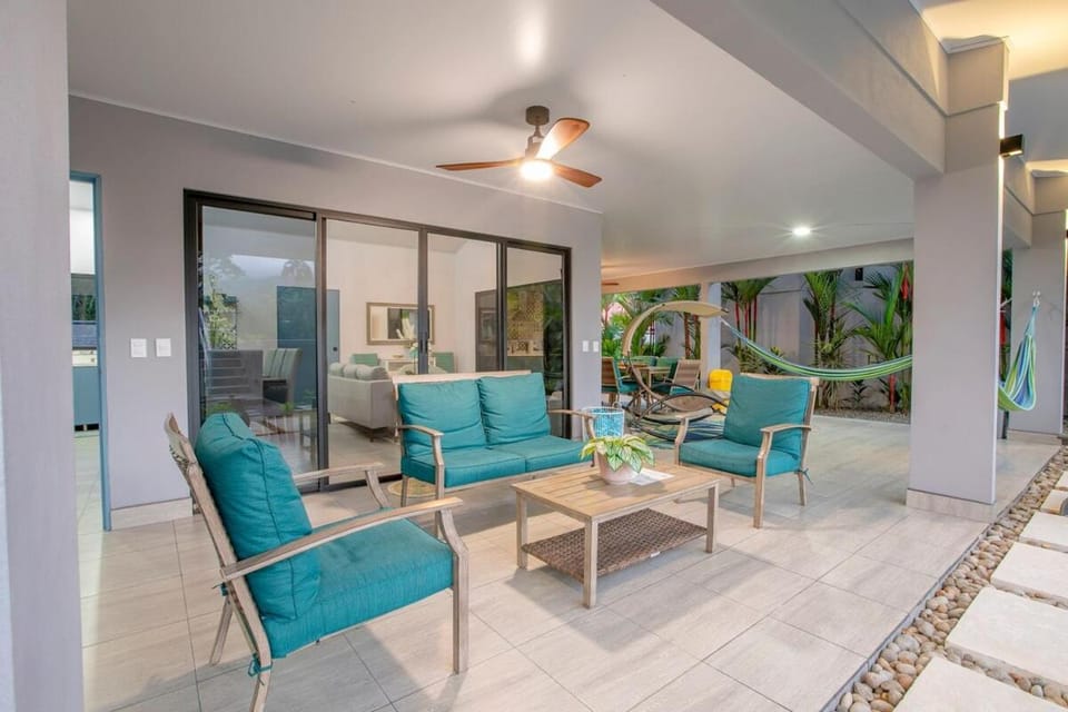 Balcony/Terrace, Living room