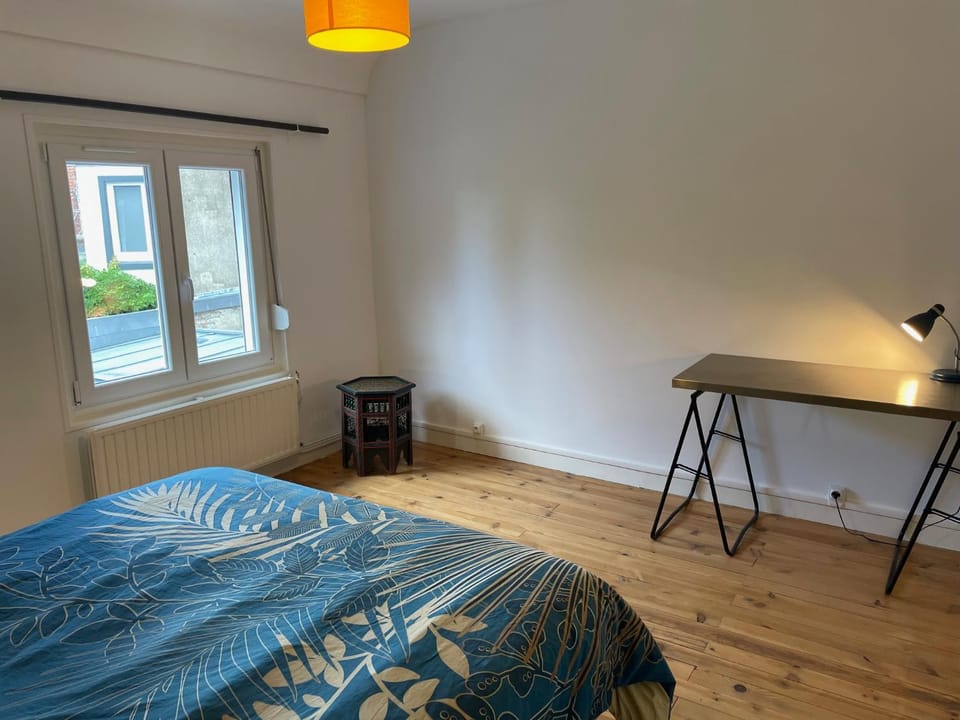 Bed, Photo of the whole room