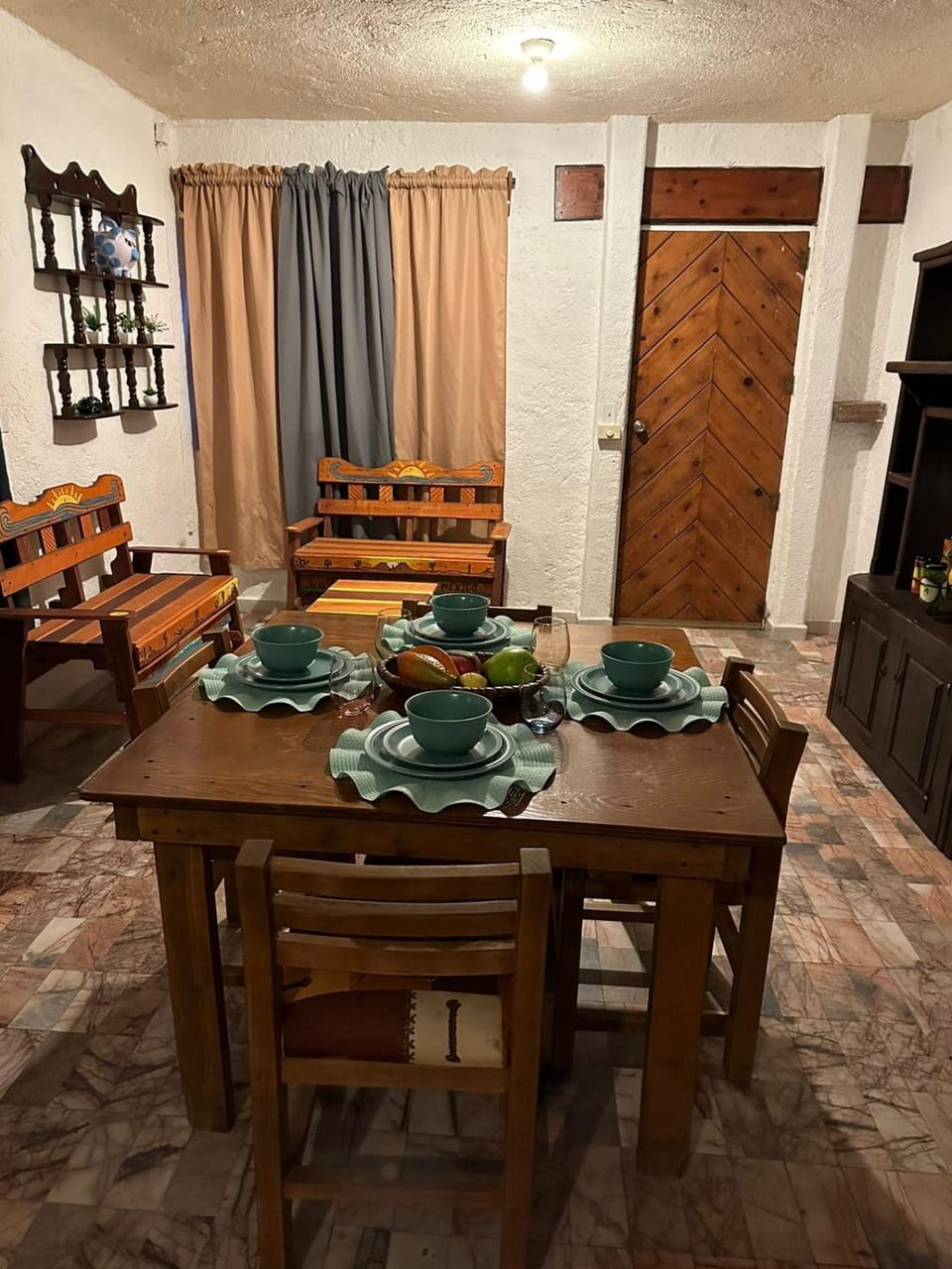 Living room, Dining area