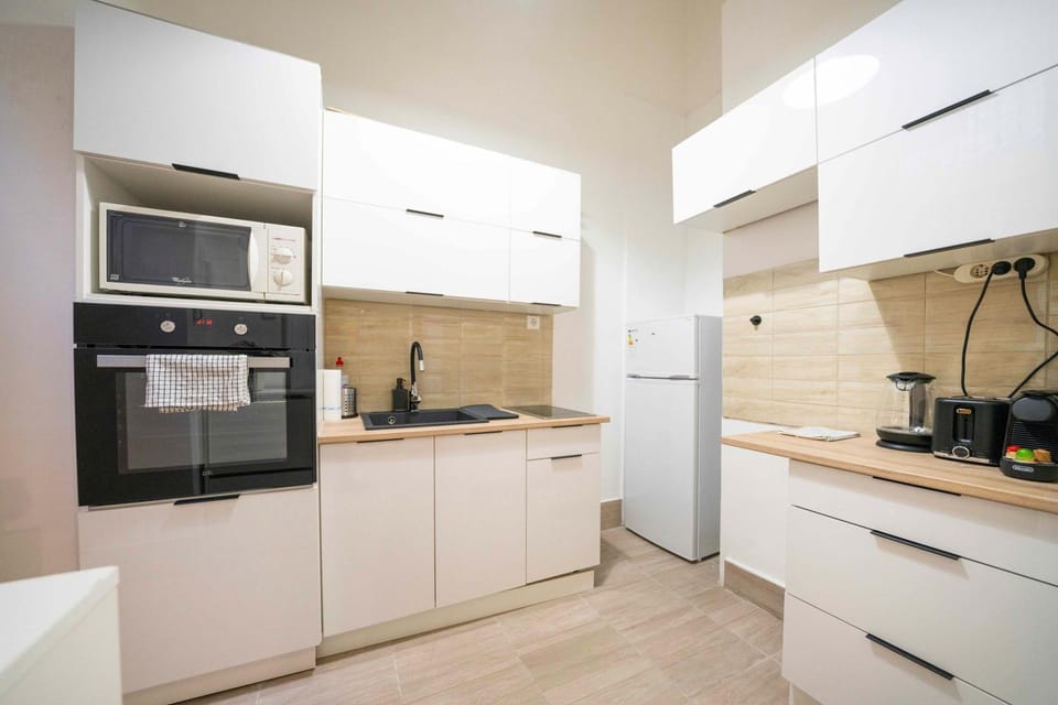 Coffee/tea facilities, toaster