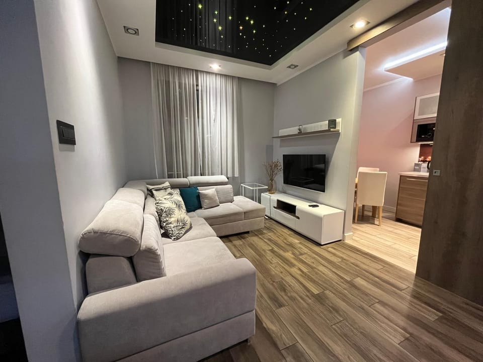 TV and multimedia, Seating area