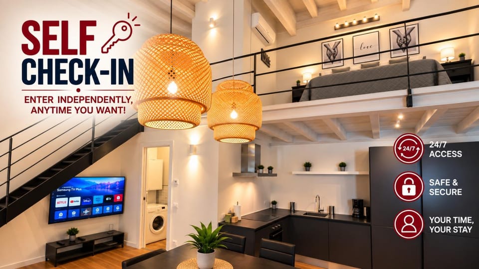 Property logo or sign, TV and multimedia, Logo/Certificate/Sign, Text overlay, Guests, Certificate/Award