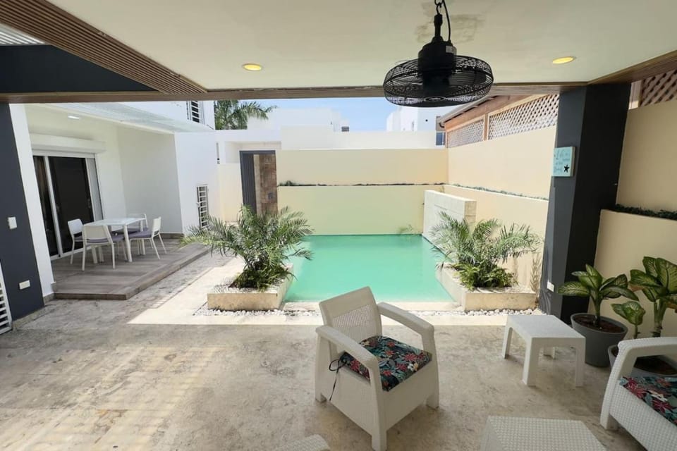 Patio, Pool view, Swimming pool, sunbed