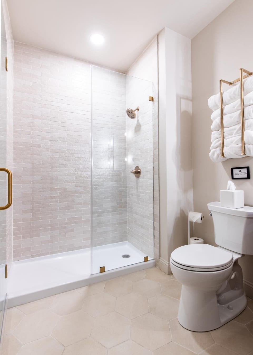 Hollyhock Suite 504 Apartment in Jefferson County