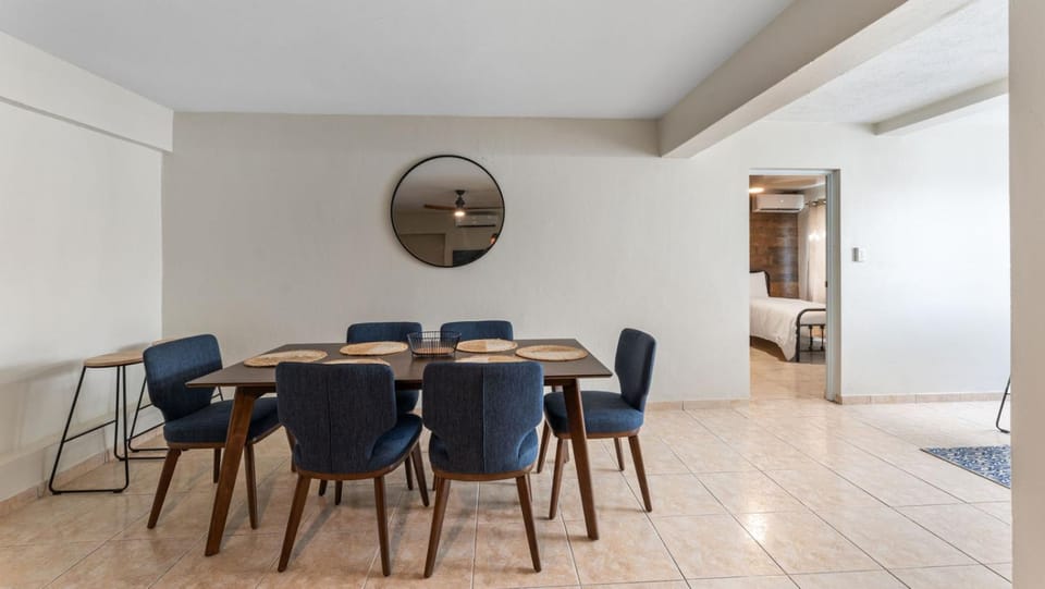 Apt 413- Walk to the beach, plaza and restaurants House in Rincón