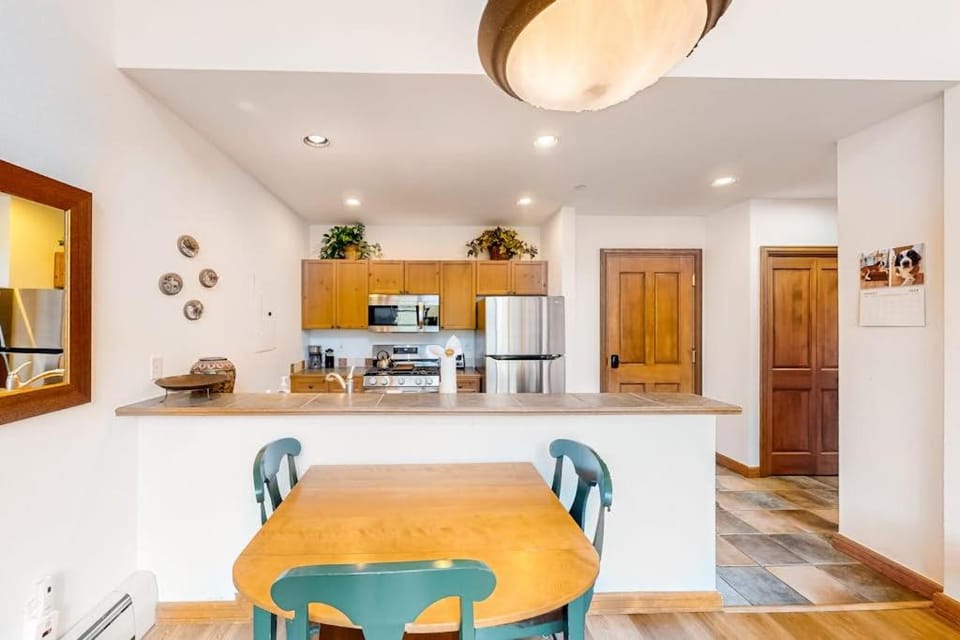 Chapel Mountain Retreat Apartment in Avon