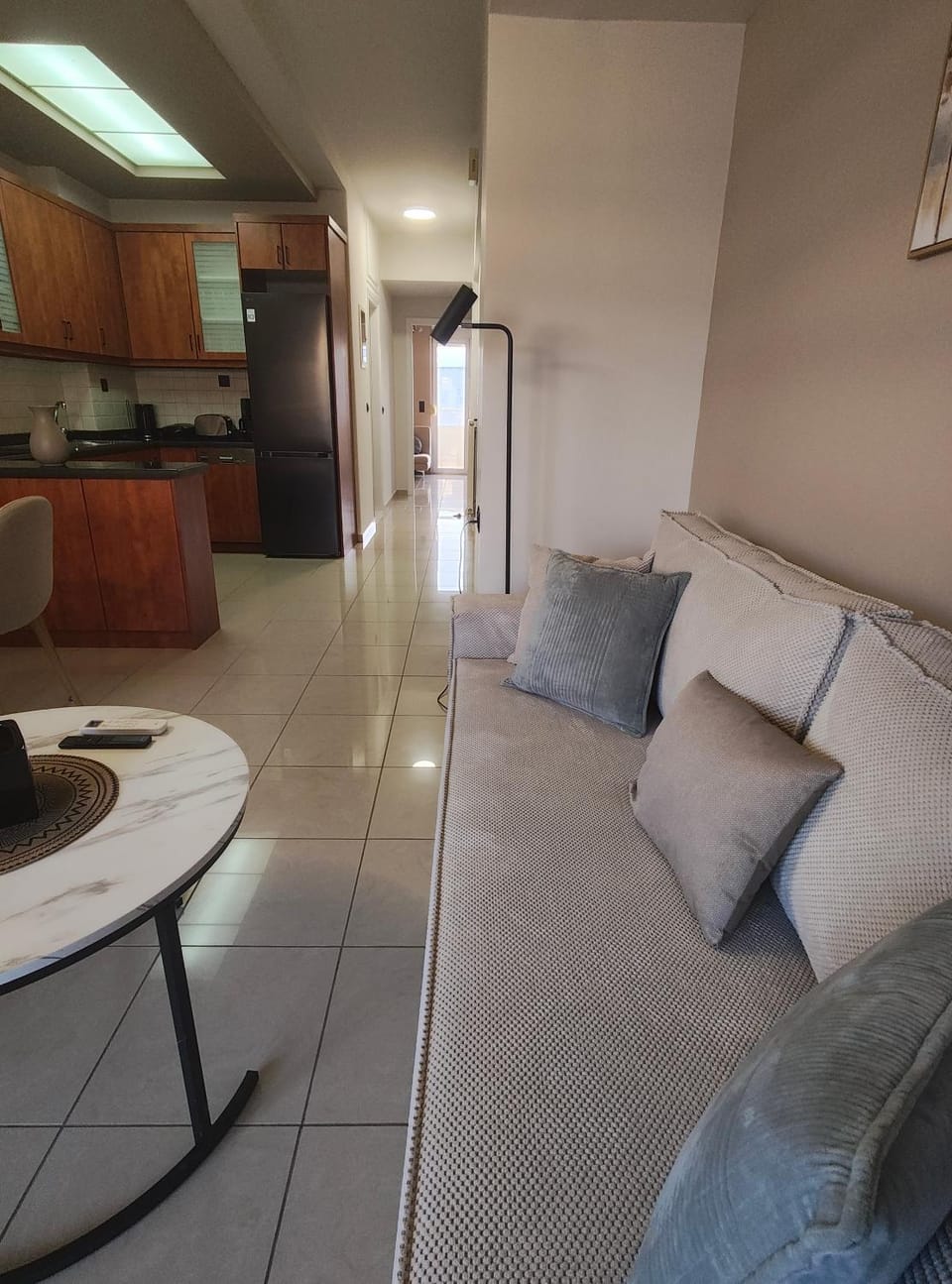 Kitchen or kitchenette, Seating area, Dining area, oven, stove