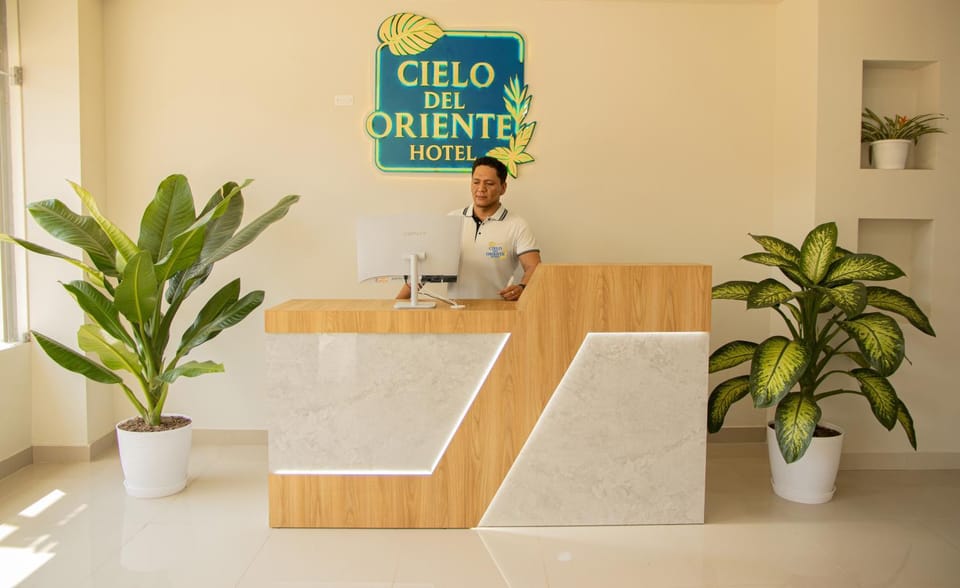 People, Property logo or sign, Logo/Certificate/Sign, group of guests