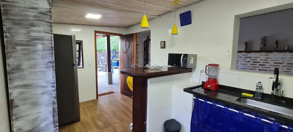 Casa Paúba 80m do Mar Nature lodge in São Sebastião