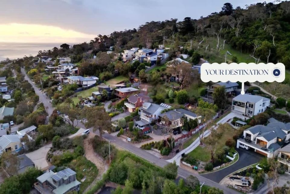 Coastal Vista Retreat - Panoramic Mt Martha Views House in Melbourne