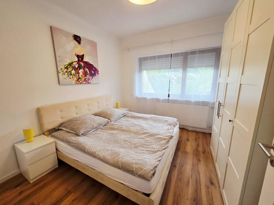 Bed, Bedroom, wardrobe