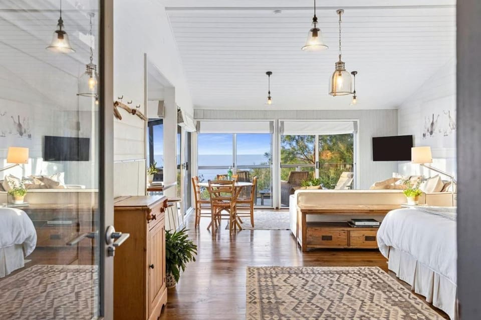 Seahouse Studio - Private Beach Access Pets Apartment in Mornington