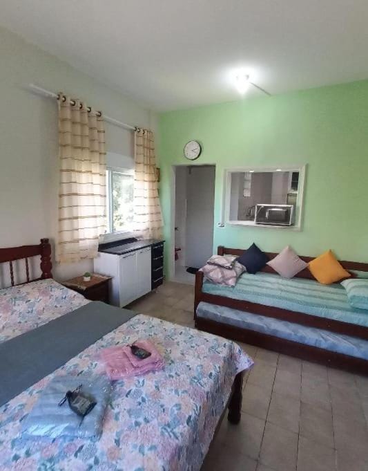 Kitnet 4 Pessoas - Sem Garegam Próximo à Av Principal e Praia Apartment in Santos