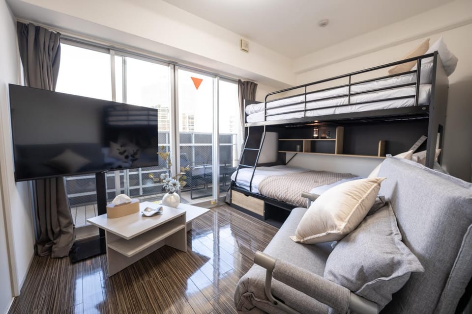 Bed, Living room, Photo of the whole room, Seating area, Evening entertainment, Bedroom, bunk bed